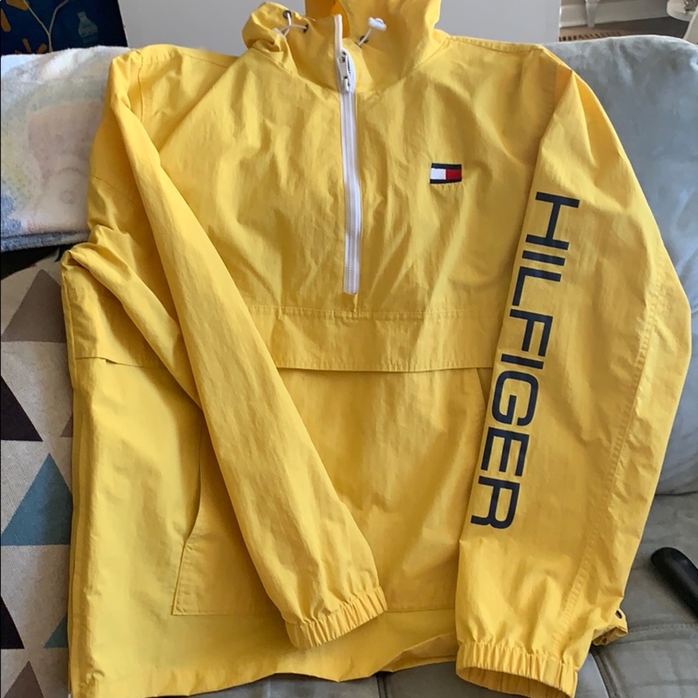 Tommy Hilfiger wind breaker